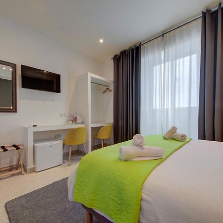 CARO Boutique Guest House San Ġwann Extérieur photo