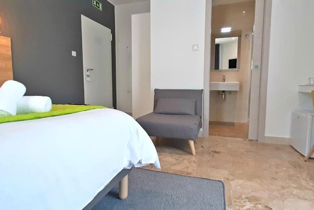 CARO Boutique Guest House San Ġwann Extérieur photo
