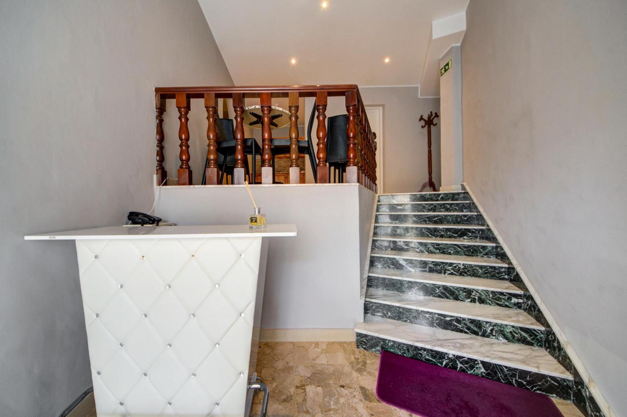 CARO Boutique Guest House San Ġwann Extérieur photo