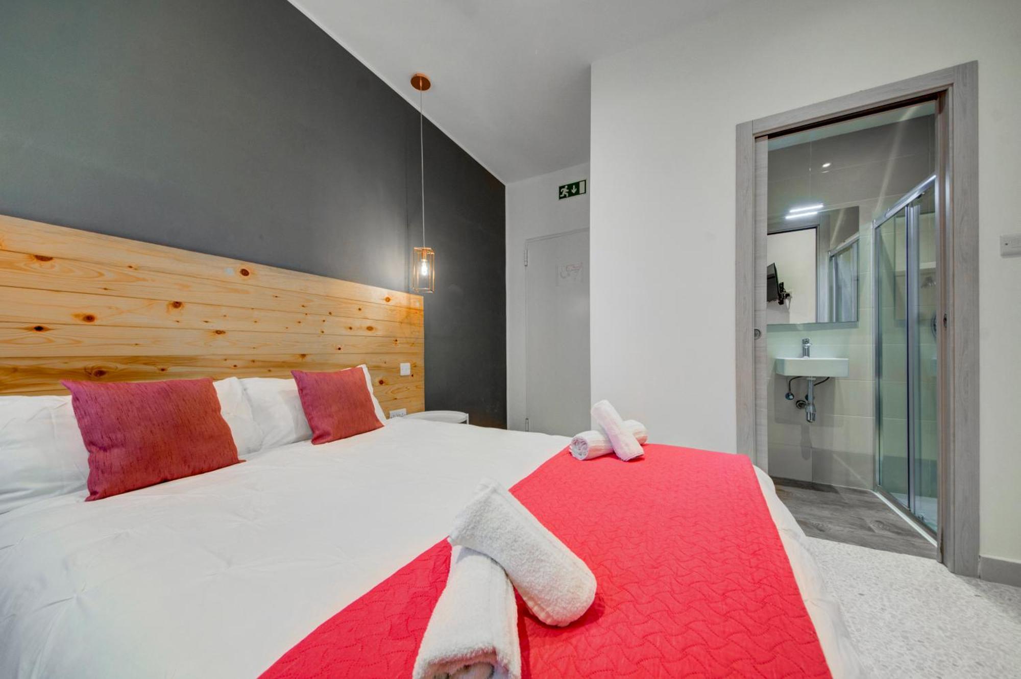 CARO Boutique Guest House San Ġwann Extérieur photo