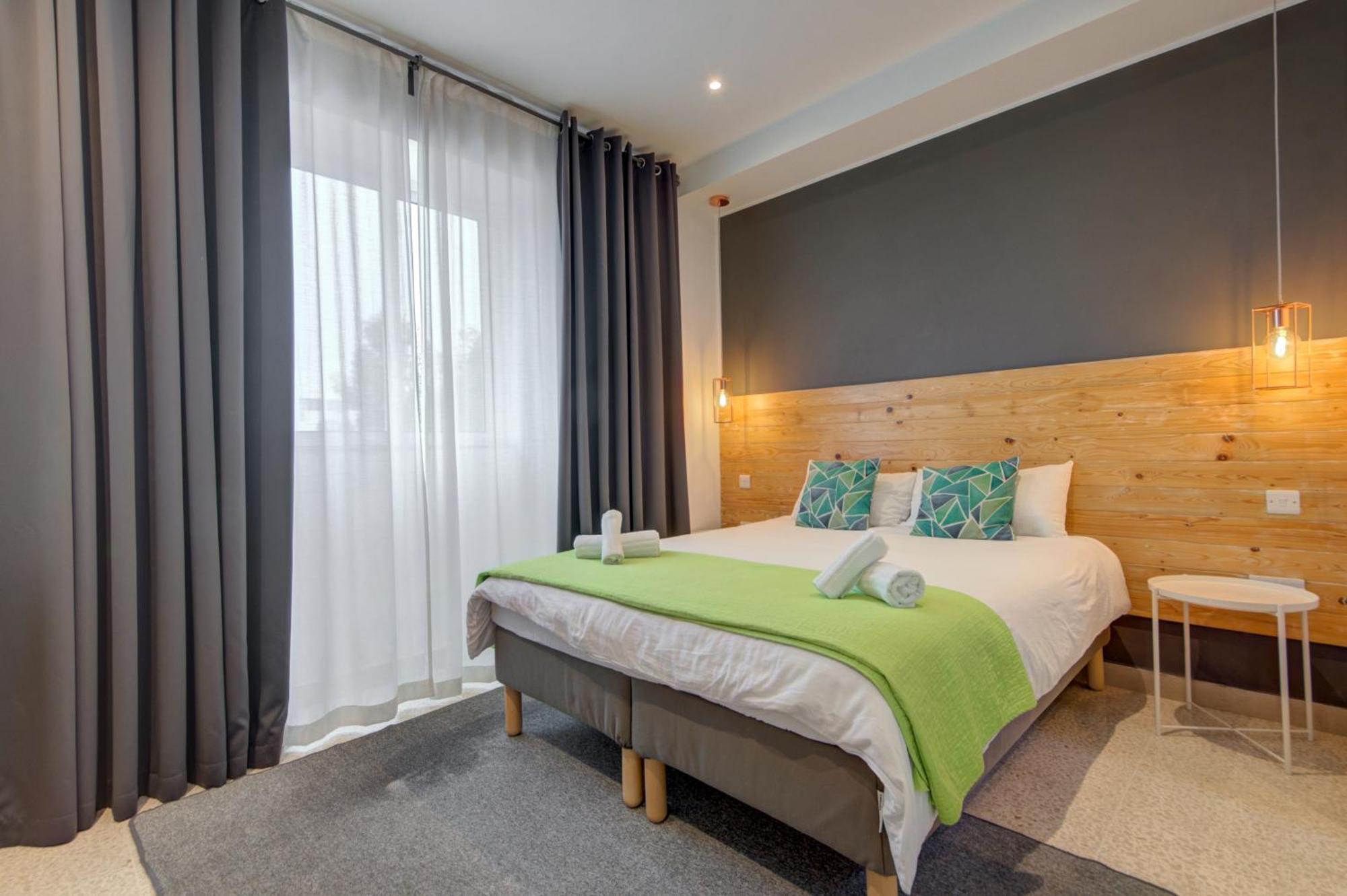 CARO Boutique Guest House San Ġwann Extérieur photo