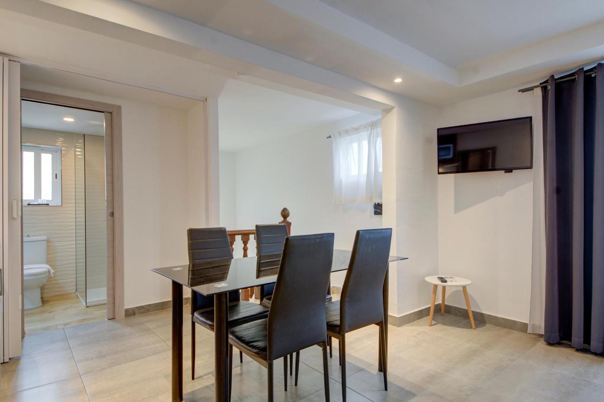 CARO Boutique Guest House San Ġwann Extérieur photo